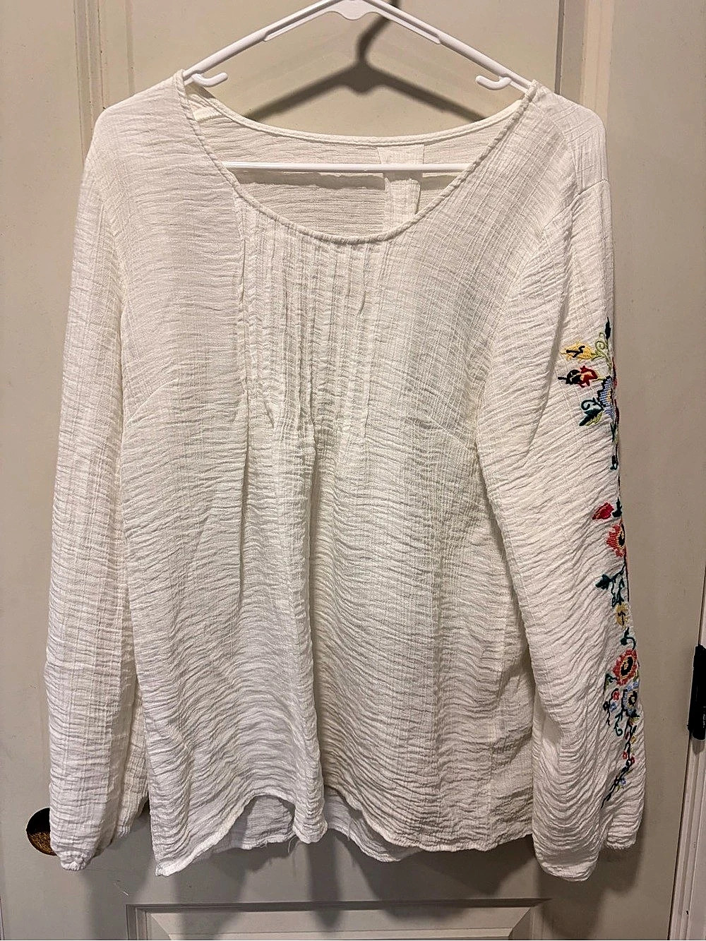Floral Embroidered Long Sleeve XXL Like New